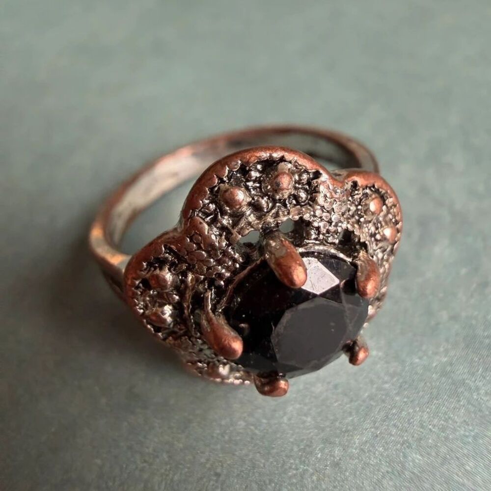 Gothic Floral Filigree Black StCocktail Ring (Size 6.5)